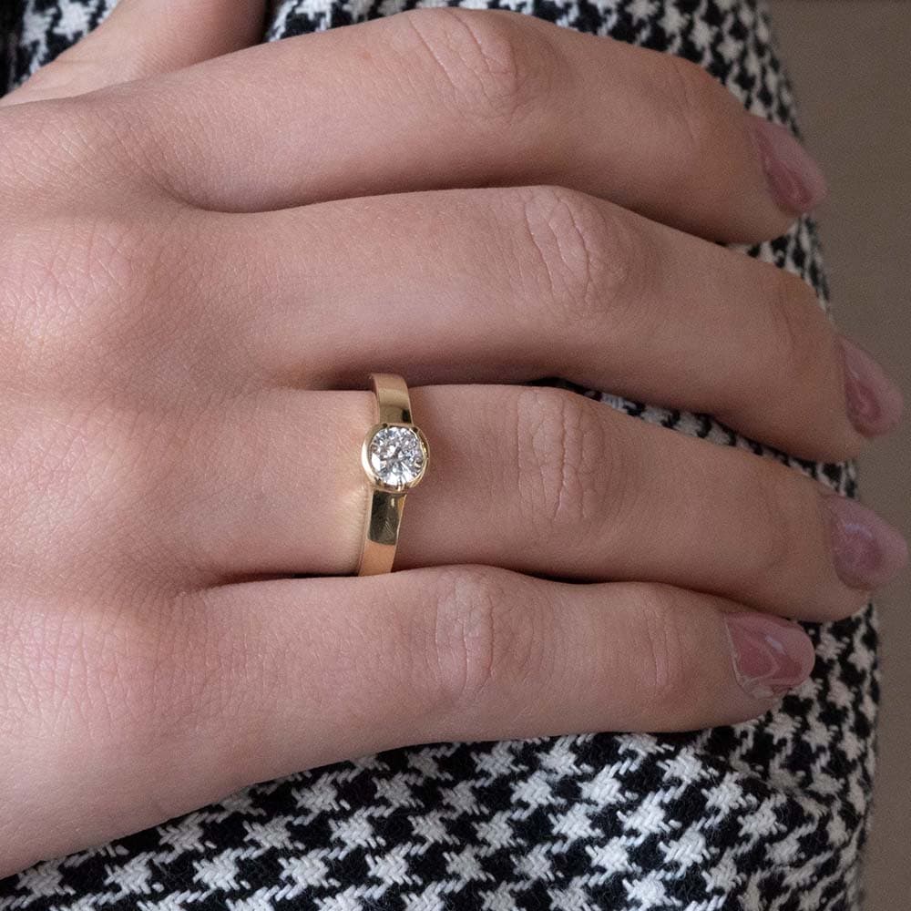 Schmuck: Solitaire Ring Gelbgold & Brillant Gr. 52 aus 585 Gelbgold von Last Pieces