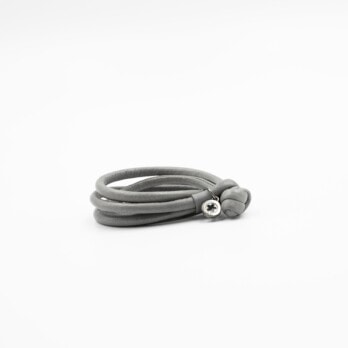 Schmuck: Ole Lynggaard Design Armband Leder Grau Gr. L aus Leder von Ole Lynggaard