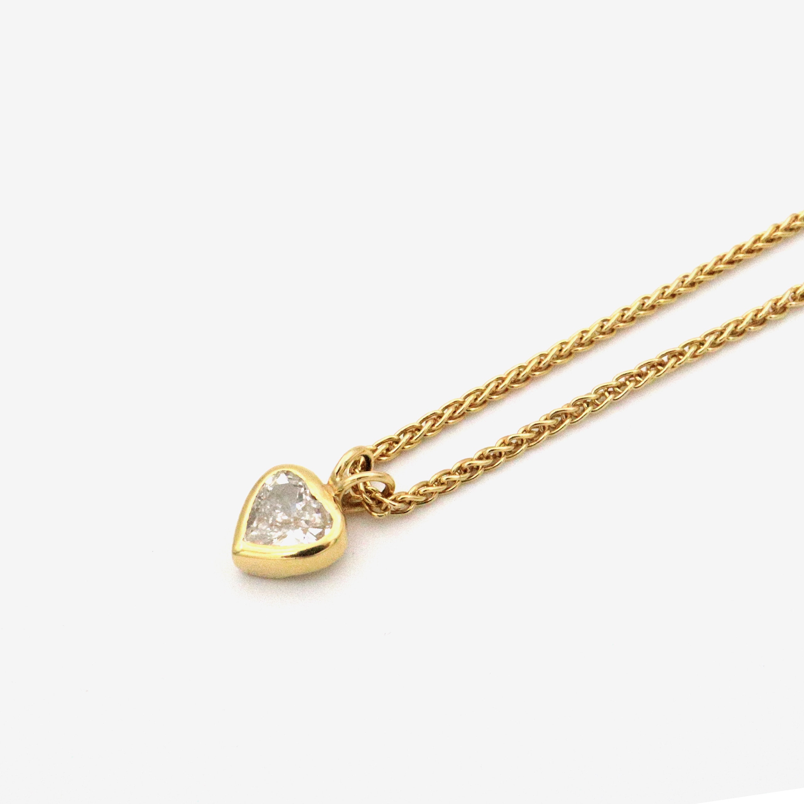 Schmuck: Herz Halskette Gelbgold & Brillant 45 cm aus 750 Gelbgold von Jewels by Eckstein