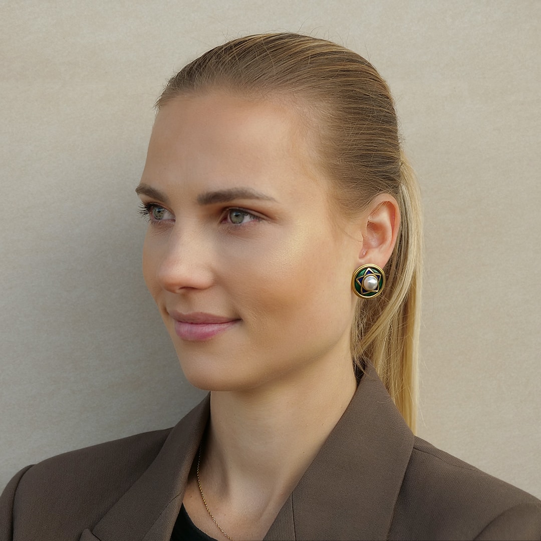 Schmuck: Perl Ohrstecker Marbeperle mit Emailie Gelbgold 19 mm aus 750 Gelbgold von Last Pieces