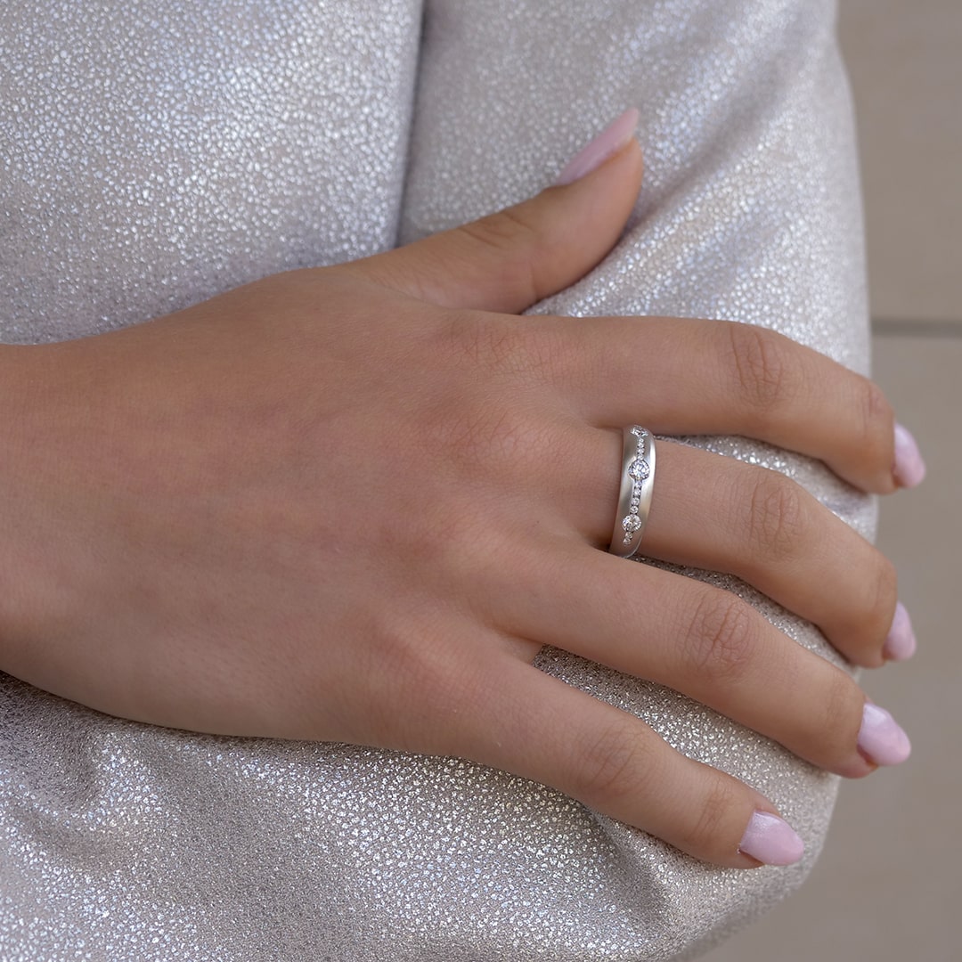 Schmuck: Brillant Ring Weißgold matt Gr. 57 aus 750 Weißgold von Jewels by Eckstein