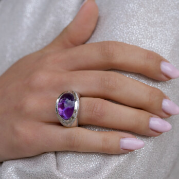 Schmuck: Amethyst Ring Weißgold & Brillanten Gr. 56 aus 750 Weißgold von Last Pieces