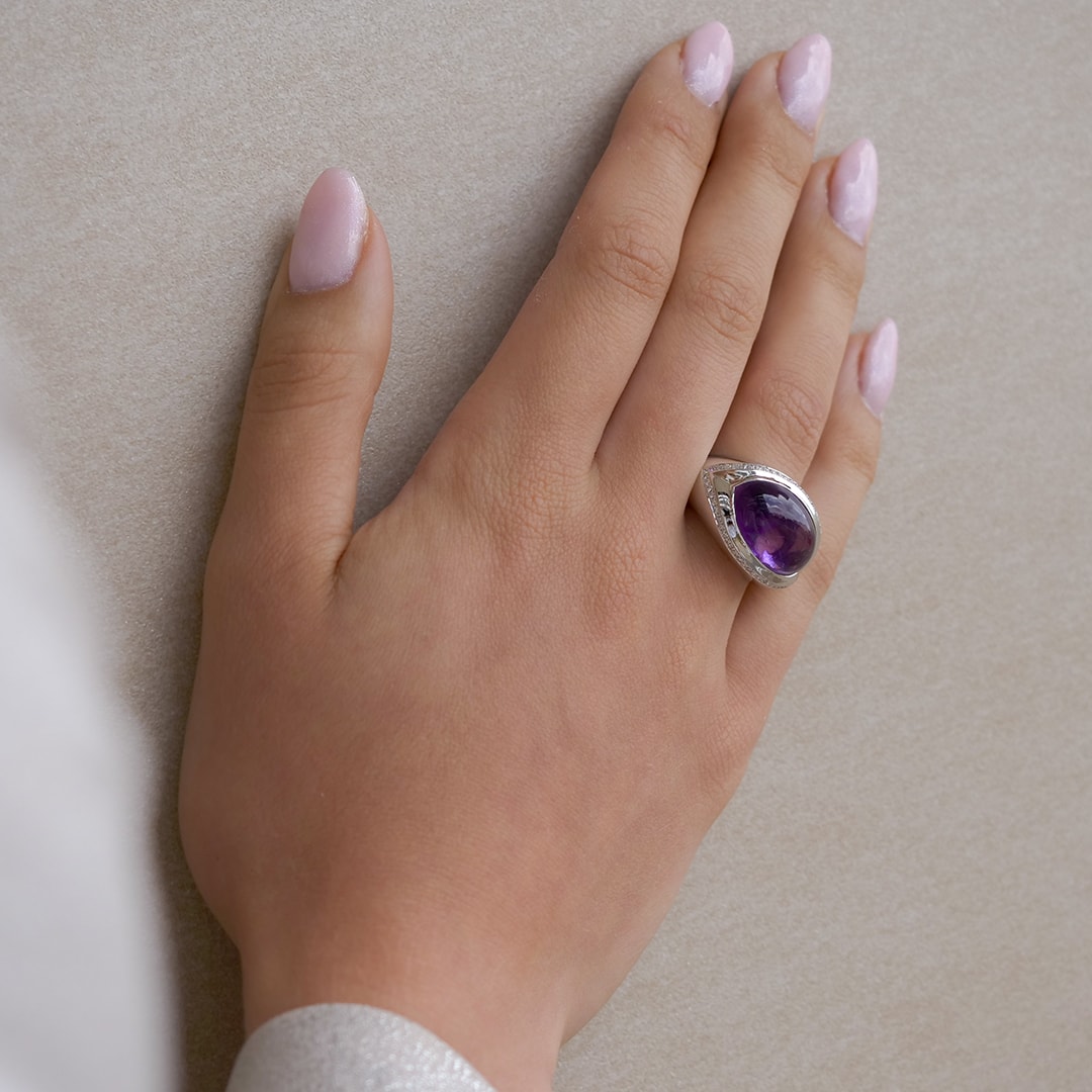 Schmuck: Amethyst Ring Weißgold & Brillanten Gr. 56 aus 750 Weißgold von Last Pieces