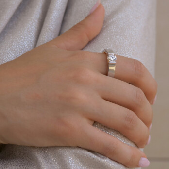 Schmuck: Leo Wittwer Solitaire Einkaräter Weiß- & Roségold Gr. 62 aus 750 Weißgold von Jewels by Eckstein