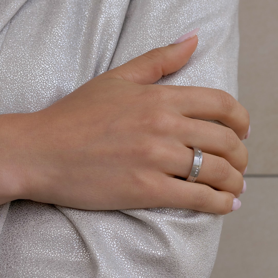 Schmuck: Christian Bauer Trauring Weißgold & Brillanten Gr. 52 aus 750 Weißgold von Christian Bauer