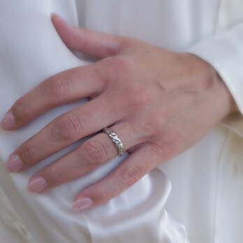 Schmuck: Brillant Ring Wellenförmig Weißgold Gr. 55 aus 750 Weißgold von Last Pieces