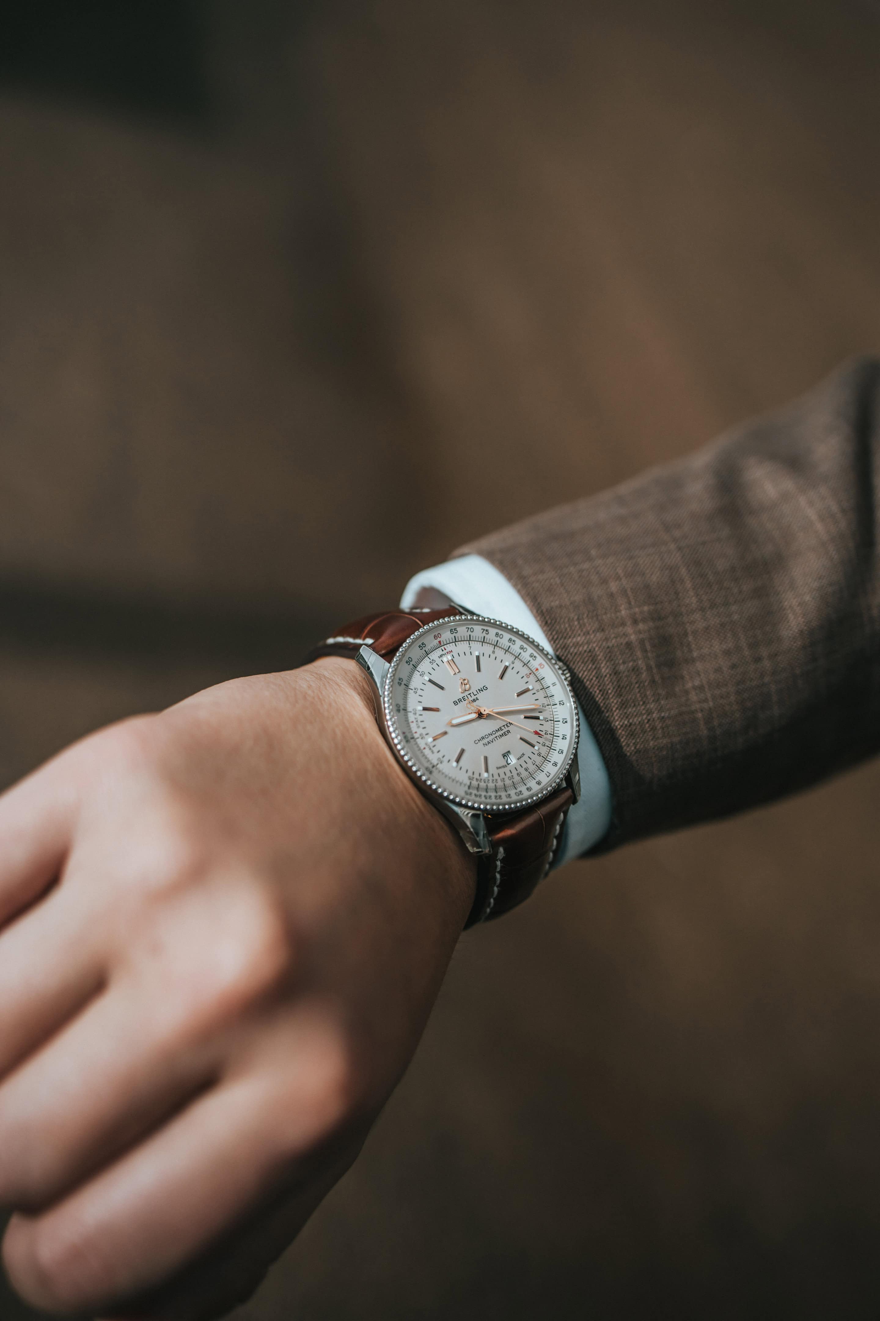 Uhren: Breitling Navitimer Automatik Silber Index 41 mm aus Edelstahl von Breitling