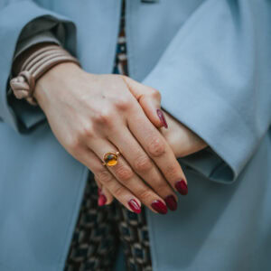 Schmuck: Ole Lynggaard Lotus Ring Gelbgold Citrin Gr. 55 aus 750 Roségold von Ole Lynggaard