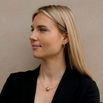 Schmuck: Halsreif mit Bunz Brillant Saphir Kugel 42 cm aus 950 Platin von Last Pieces