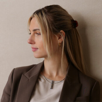 Schmuck: Bunz Halsreif mit synth. Aqua Stab Platin & Edelstahl 45 cm aus Edelstahl von Last Pieces