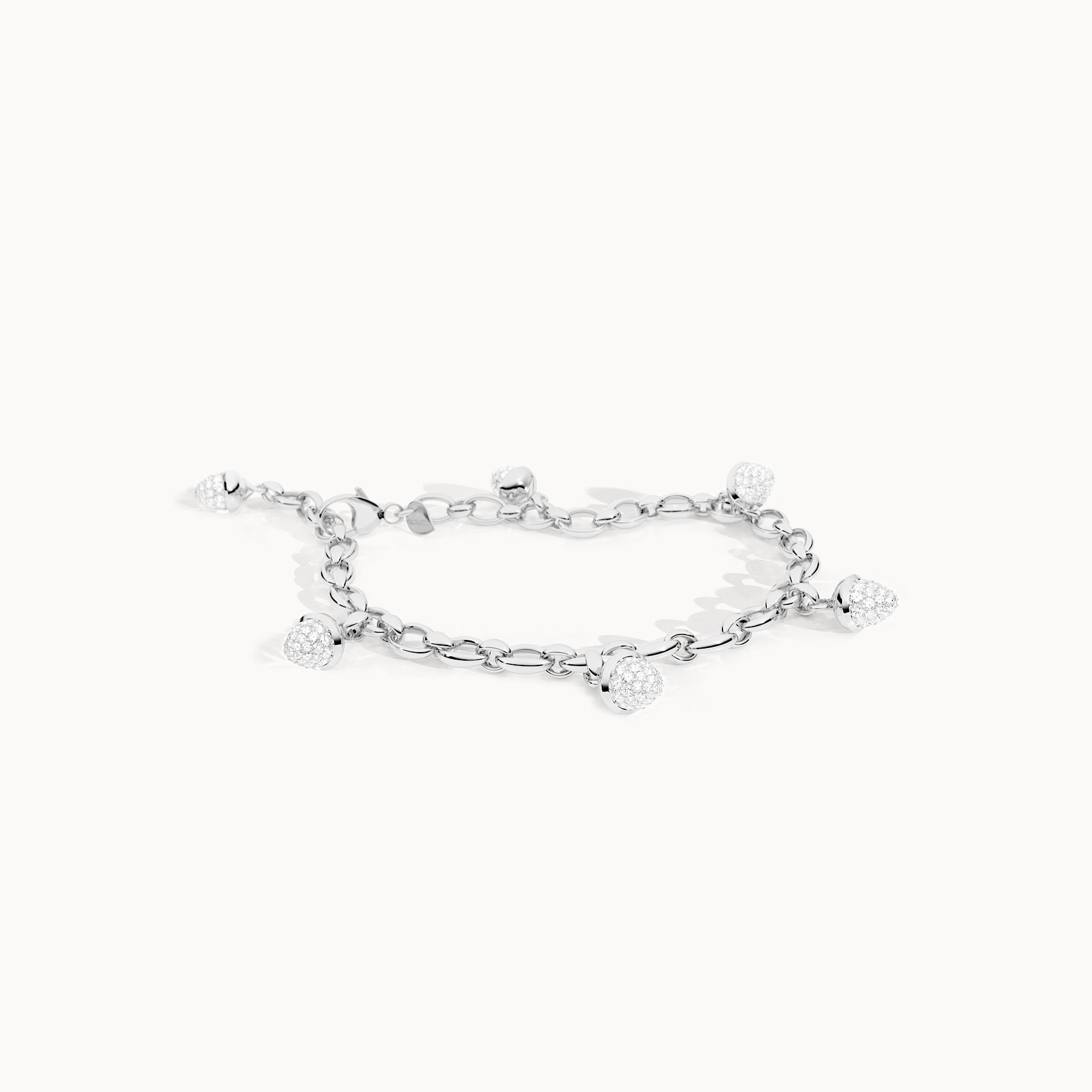 Schmuck: Tamara Comolli Mikado Charm Armband Diamant Pavé Weißgold 17.5 - 19 cm aus 750 Weißgold von Tamara Comolli