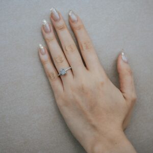 Schmuck: Baguette Ring mit Brillanten Weißgold Gr. 54 aus 750 Weißgold von Jewels by Eckstein