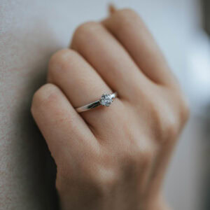 Schmuck: Solitaire Ring Weißgold Gr. 54 aus 750 Weißgold von Jewels by Eckstein