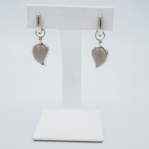 Schmuck: Tamara Comolli Signature Creolen mit Mondstein Weißgold aus 750 Weißgold von Tamara Comolli