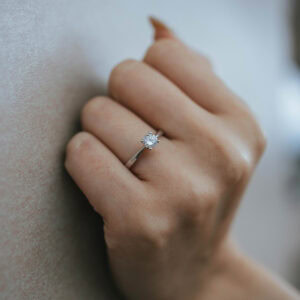 Schmuck: Solitaire Ring Weißgold Gr. 53 aus 585 Weißgold von Jewels by Eckstein