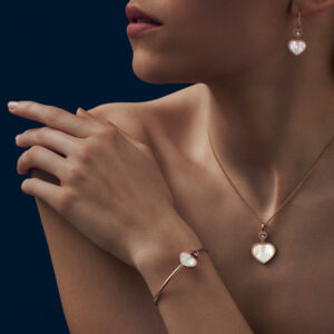 Schmuck: Chopard Happy Hearts Perlmutt Brillant Kette Roségold 45 cm aus 750 Roségold von CHOPARD